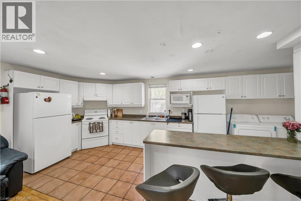 24 Columbia Street W, Waterloo, Ontario  N2L 3K3 - Photo 15 - 40802085