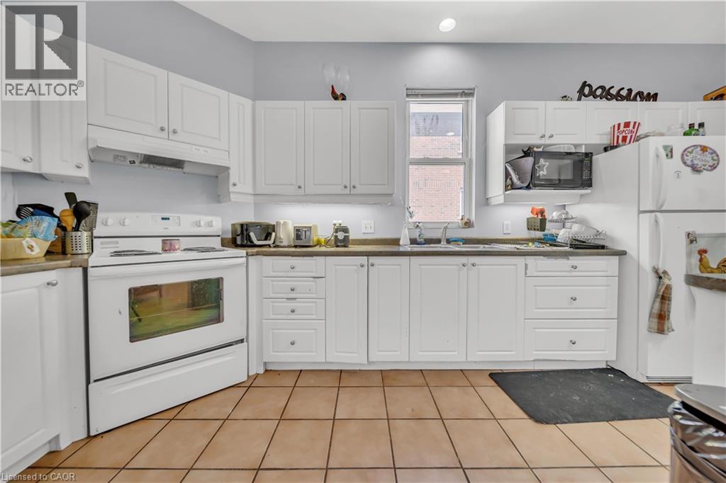 24 Columbia Street W, Waterloo, Ontario  N2L 3K3 - Photo 27 - 40802085