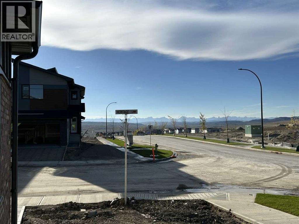 3 Heritage Link, Cochrane, Alberta  T4C 2J8 - Photo 19 - A2248829