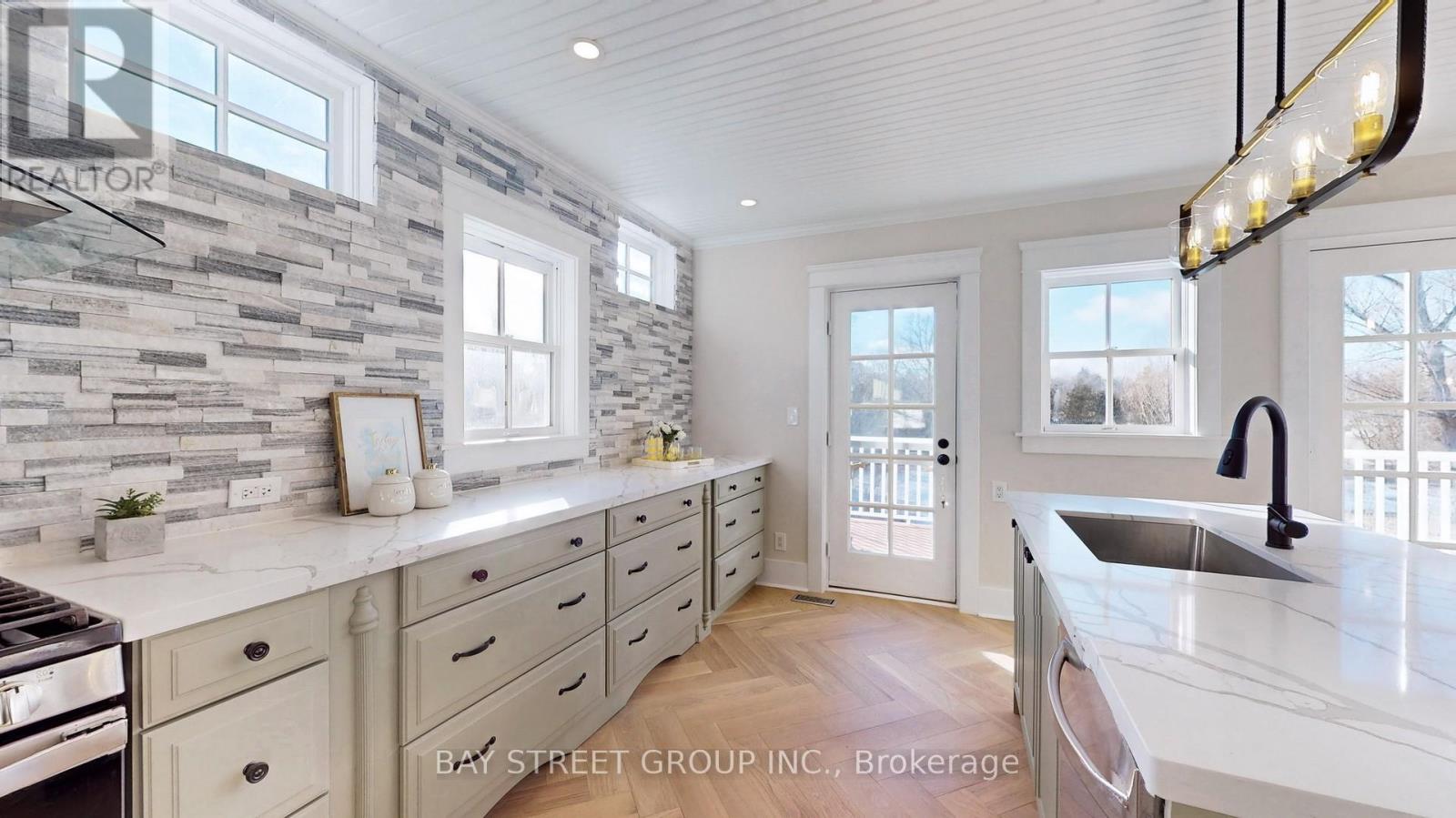 236 Main Street, Markham, Ontario  L3R 2H2 - Photo 14 - N12684016