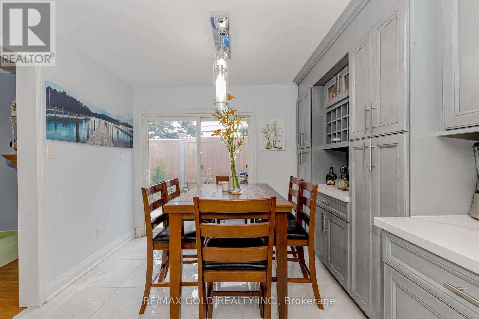 139 Chipmunk Crescent, Brampton, Ontario  L6R 1B7 - Photo 14 - W12744930