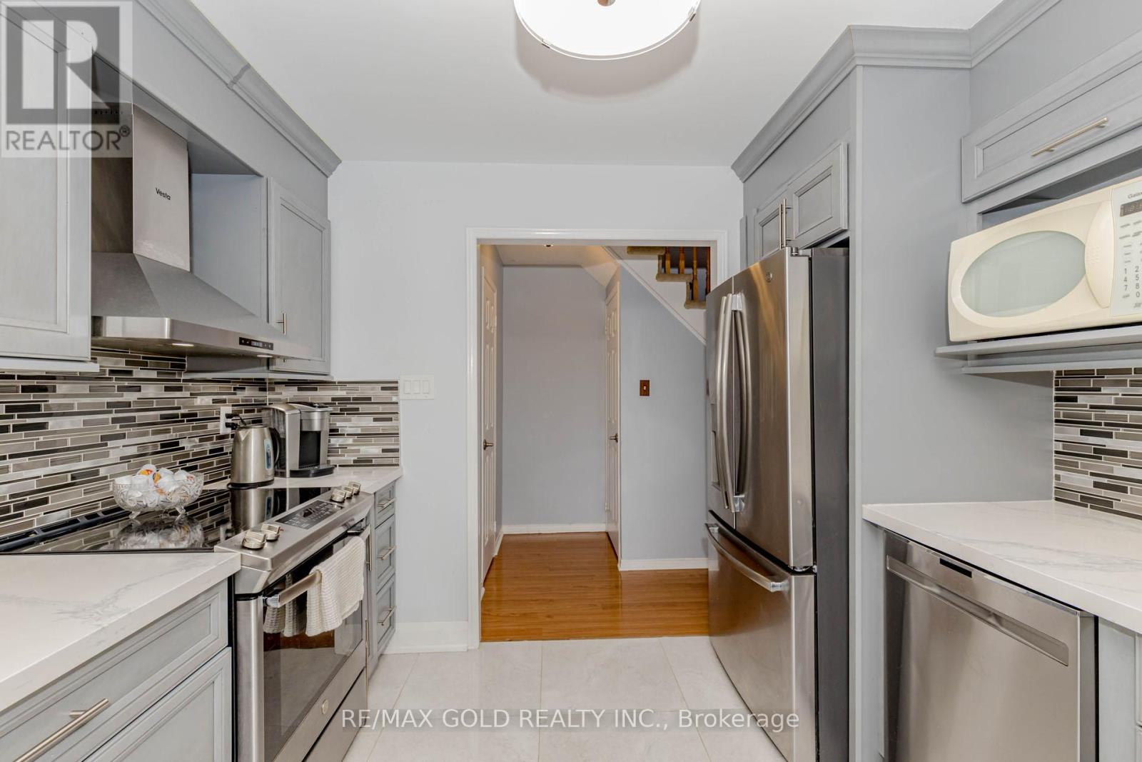 139 Chipmunk Crescent, Brampton, Ontario  L6R 1B7 - Photo 12 - W12744930