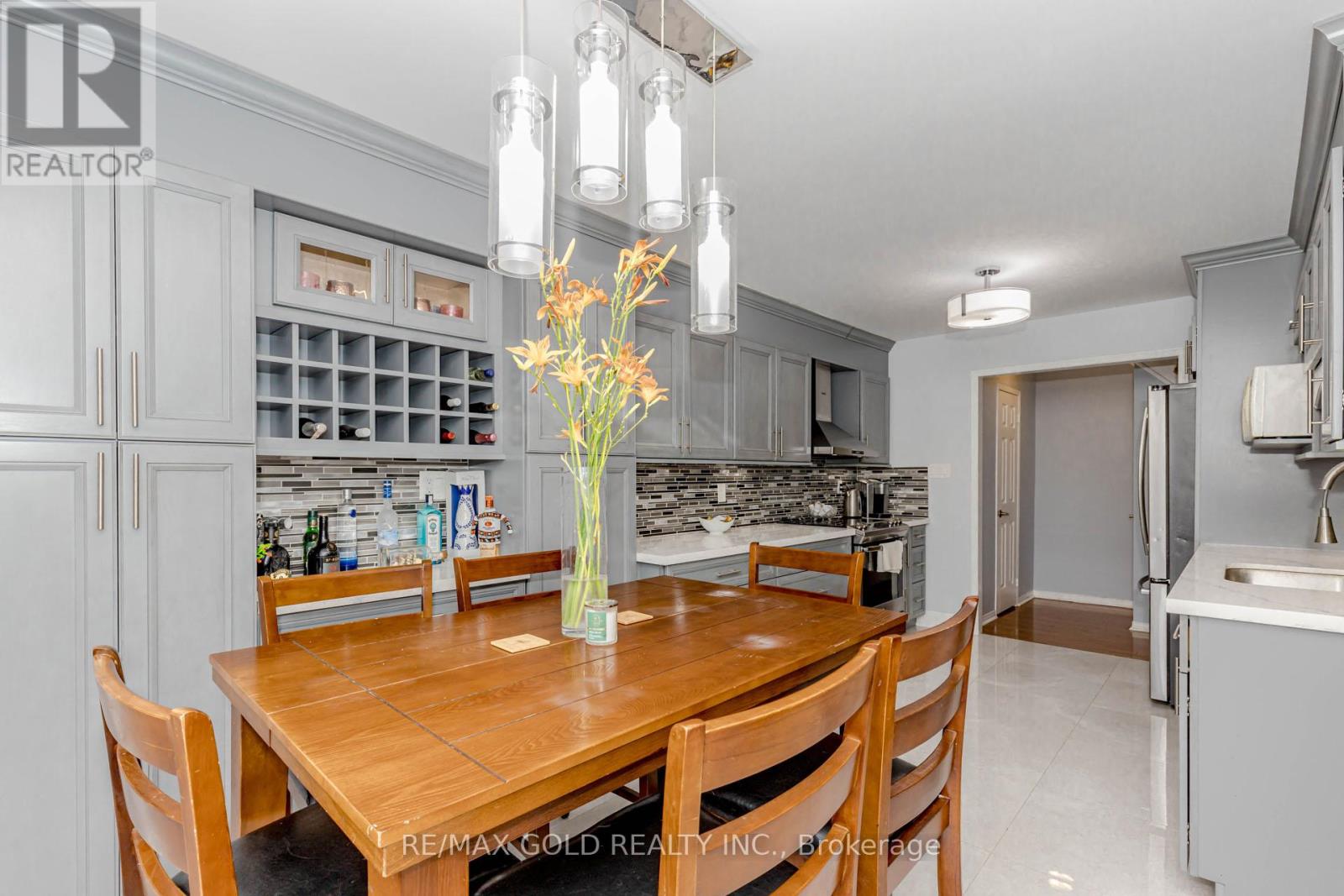 139 Chipmunk Crescent, Brampton, Ontario  L6R 1B7 - Photo 16 - W12744930