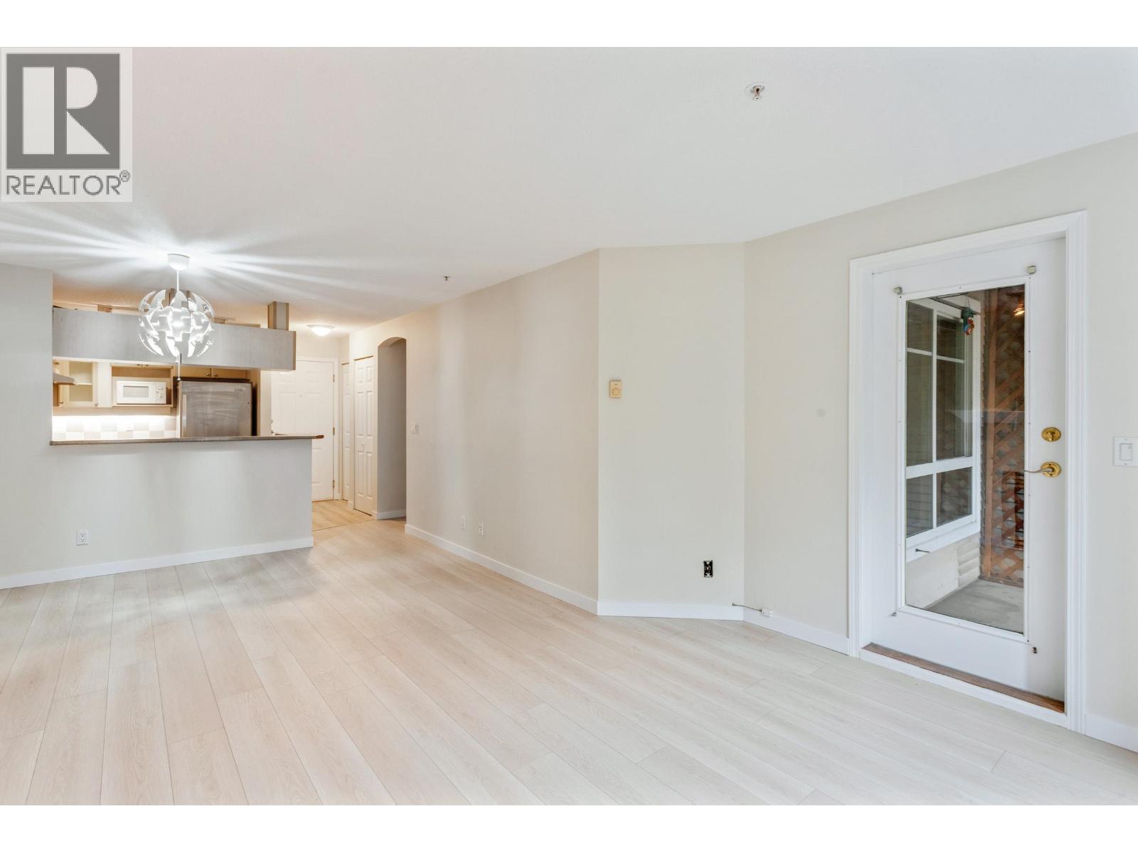 Listing Picture 15 of 32 : 237 5600 ANDREWS ROAD, Richmond / 烈治文 - 魯藝地產 Yvonne Lu Group - MLS Medallion Club Member