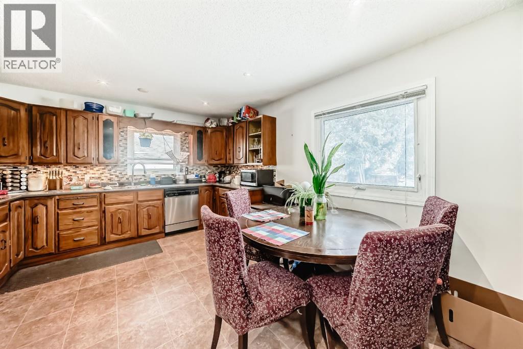 176 Hendon Drive Nw, Calgary, Alberta  T2K 1Z1 - Photo 12 - A2281337