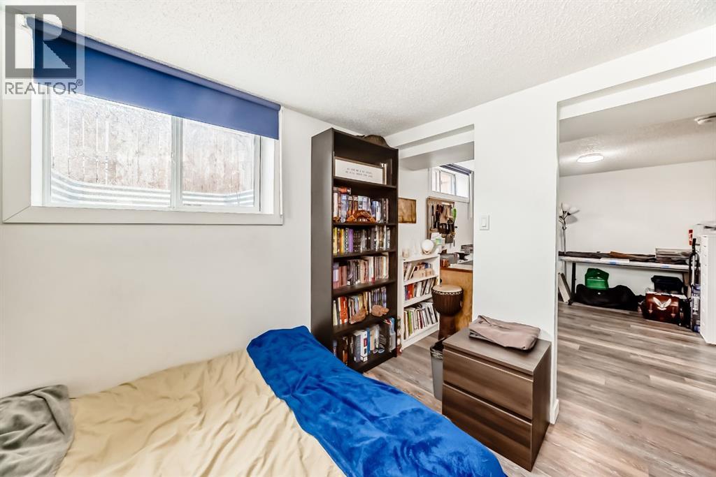 176 Hendon Drive Nw, Calgary, Alberta  T2K 1Z1 - Photo 36 - A2281337