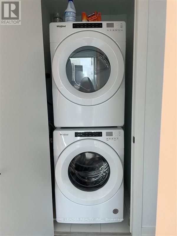 3708 - 327 King Street West Street, Toronto, Ontario  M5V 0W7 - Photo 8 - C12745030