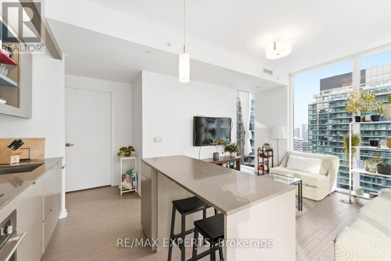 3606 - 101 Peter Street, Toronto, Ontario  M5V 0G6 - Photo 5 - C12745032