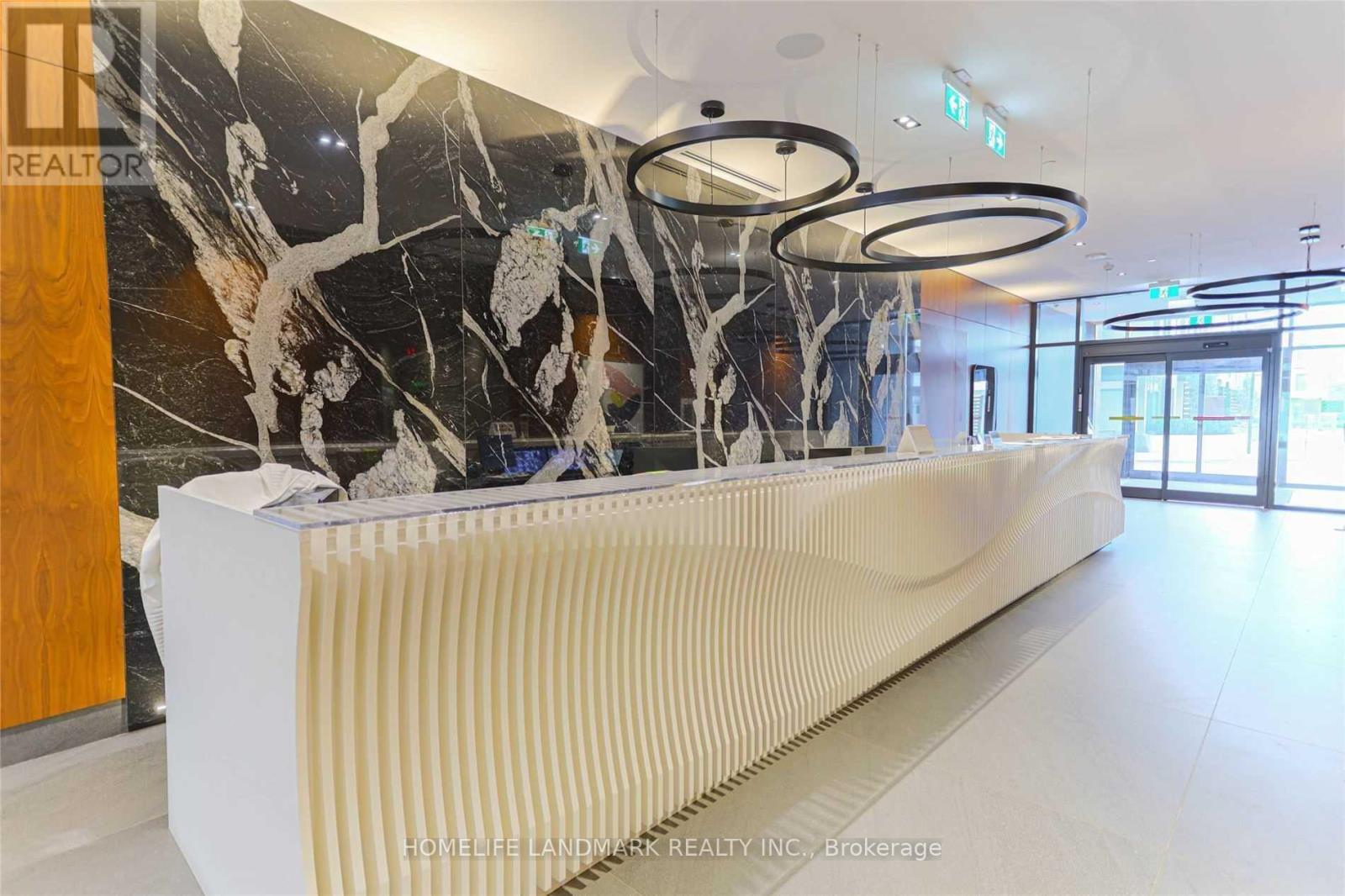 1702 - 7895 Jane Street, Vaughan, Ontario  L4K 0K2 - Photo 2 - N12745026