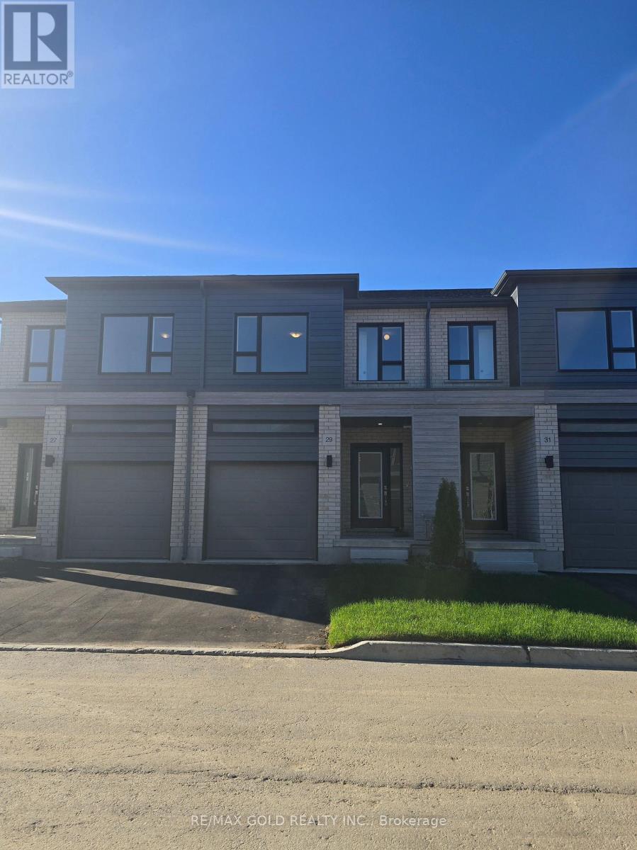 29 OAK FOREST COMMON, Cambridge, Ontario