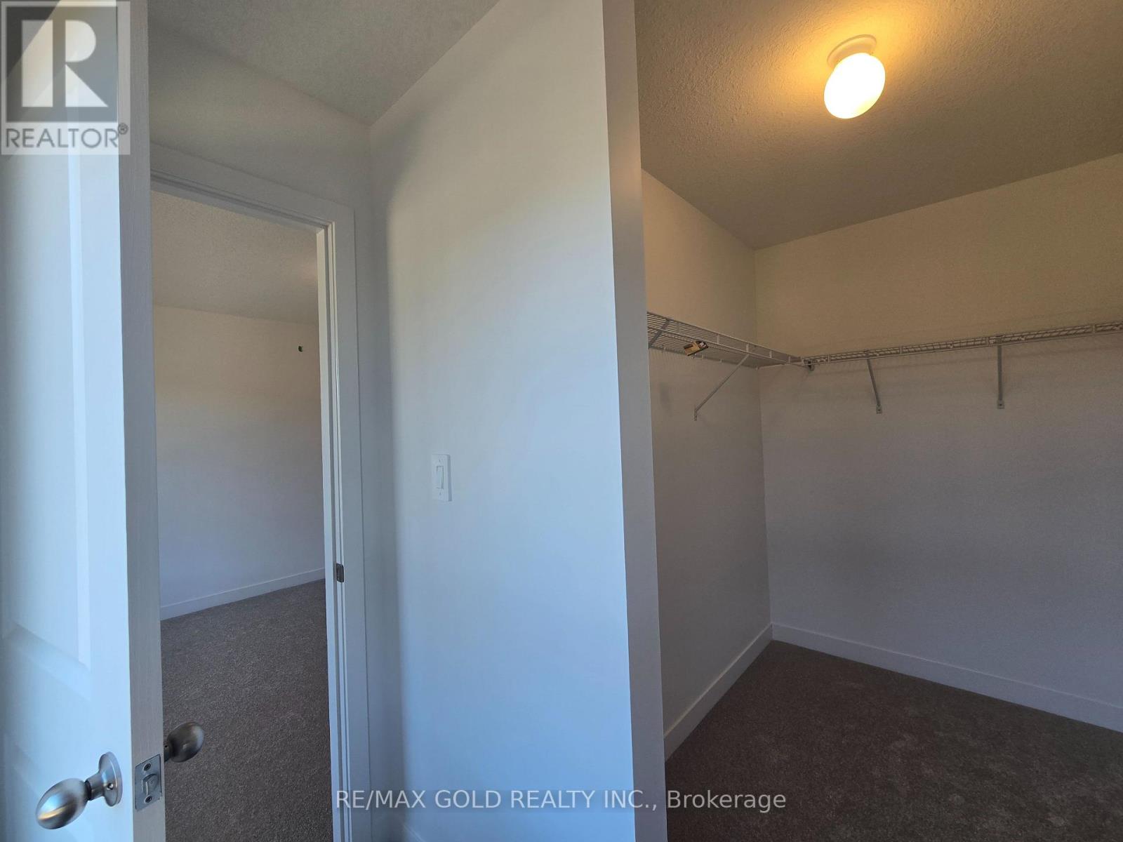 29 Oak Forest Common, Cambridge, Ontario  N1S 0G3 - Photo 6 - X12744952