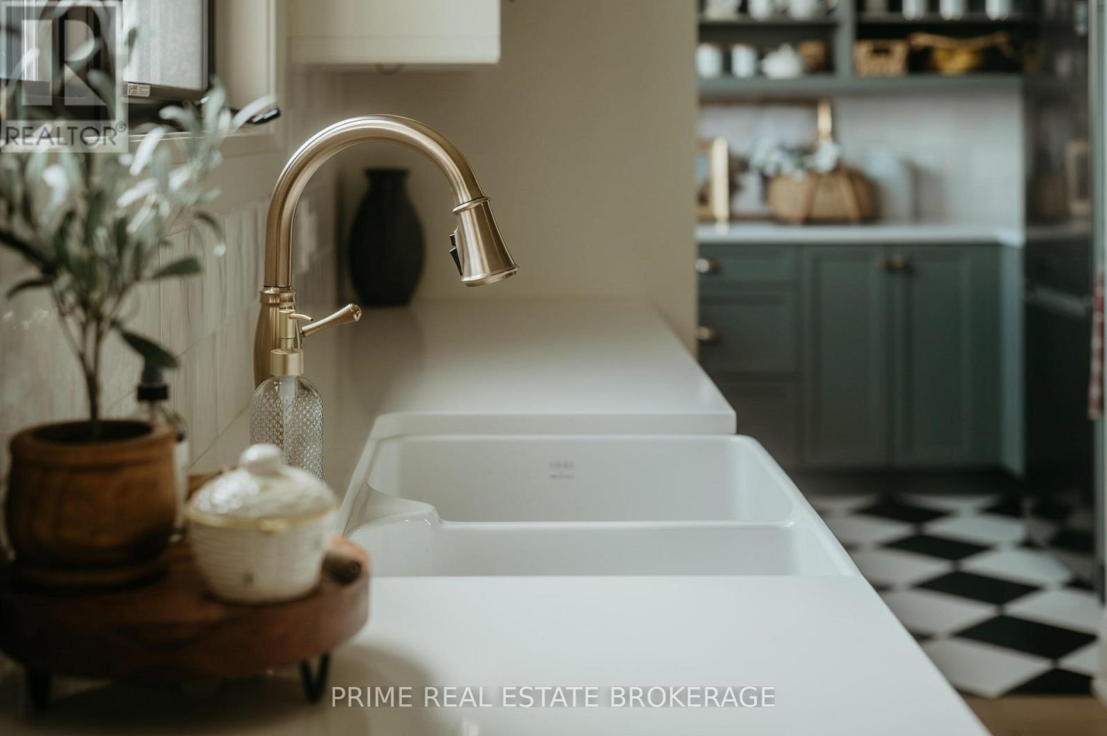 Photo 13 of 48 for 78 Optimist Drive