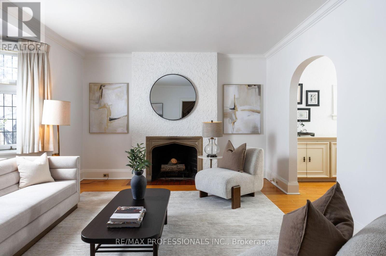 50 Wendover Road, Toronto, Ontario  M8X 2L3 - Photo 8 - W12745016