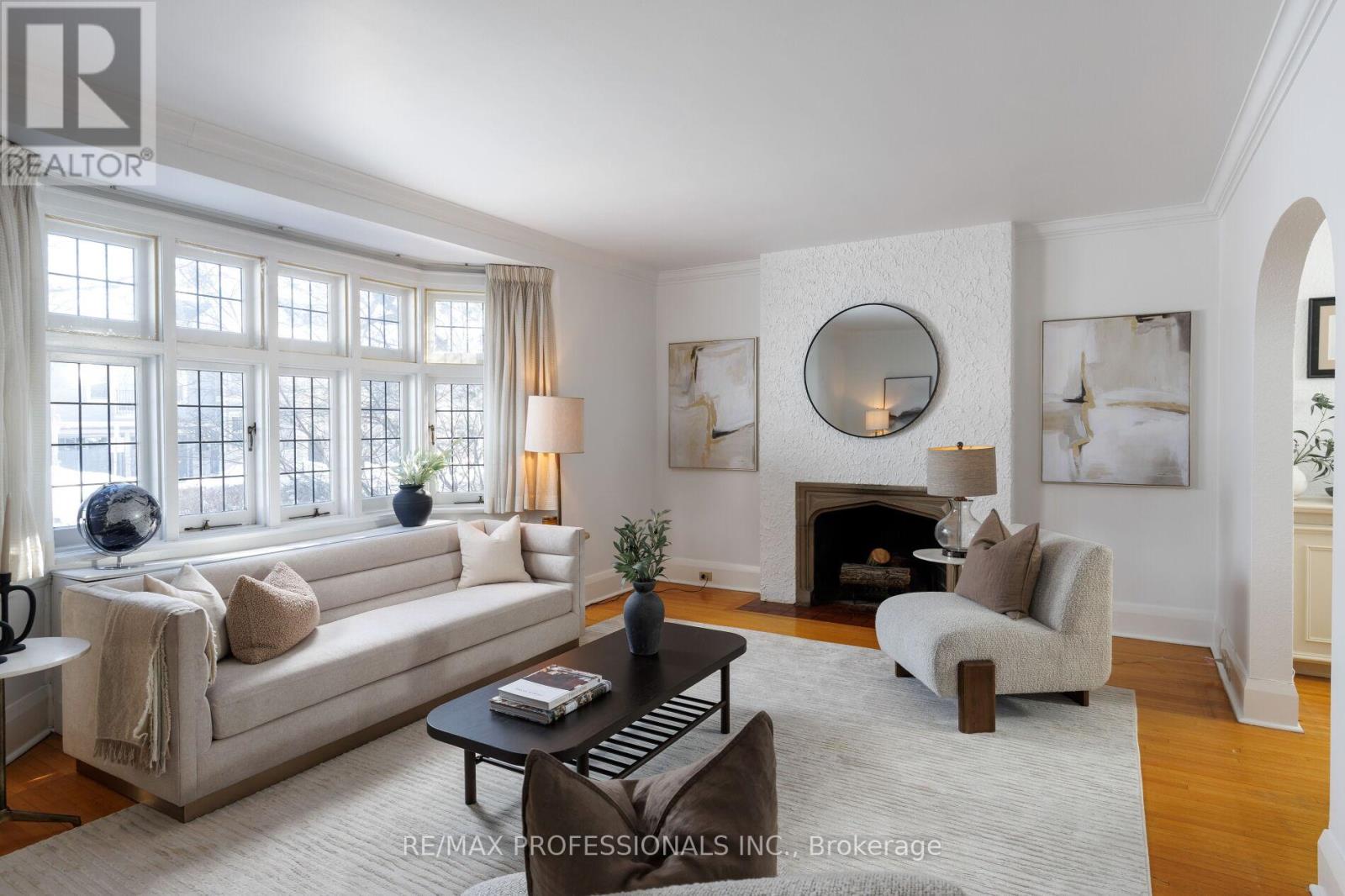 50 Wendover Road, Toronto, Ontario  M8X 2L3 - Photo 9 - W12745016