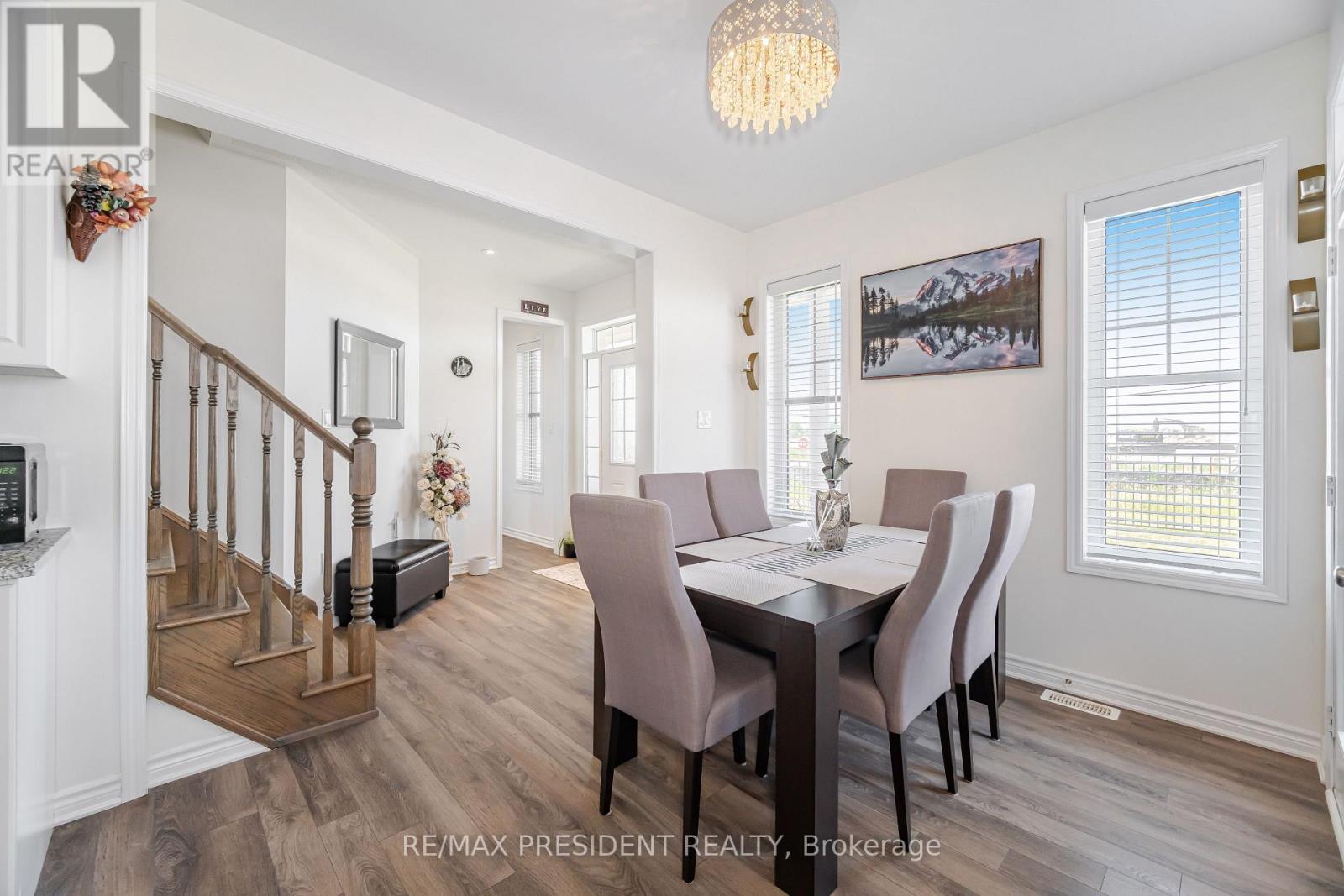 581 Edenbrook Hill Drive, Brampton, Ontario  L7A 4T4 - Photo 9 - W12745024