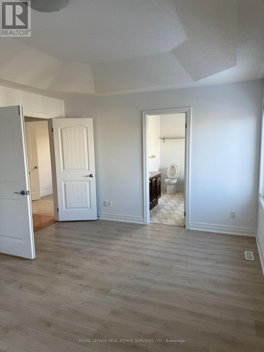 258 Holloway Terrace, Milton, Ontario  L9T 0S1 - Photo 10 - W12745028