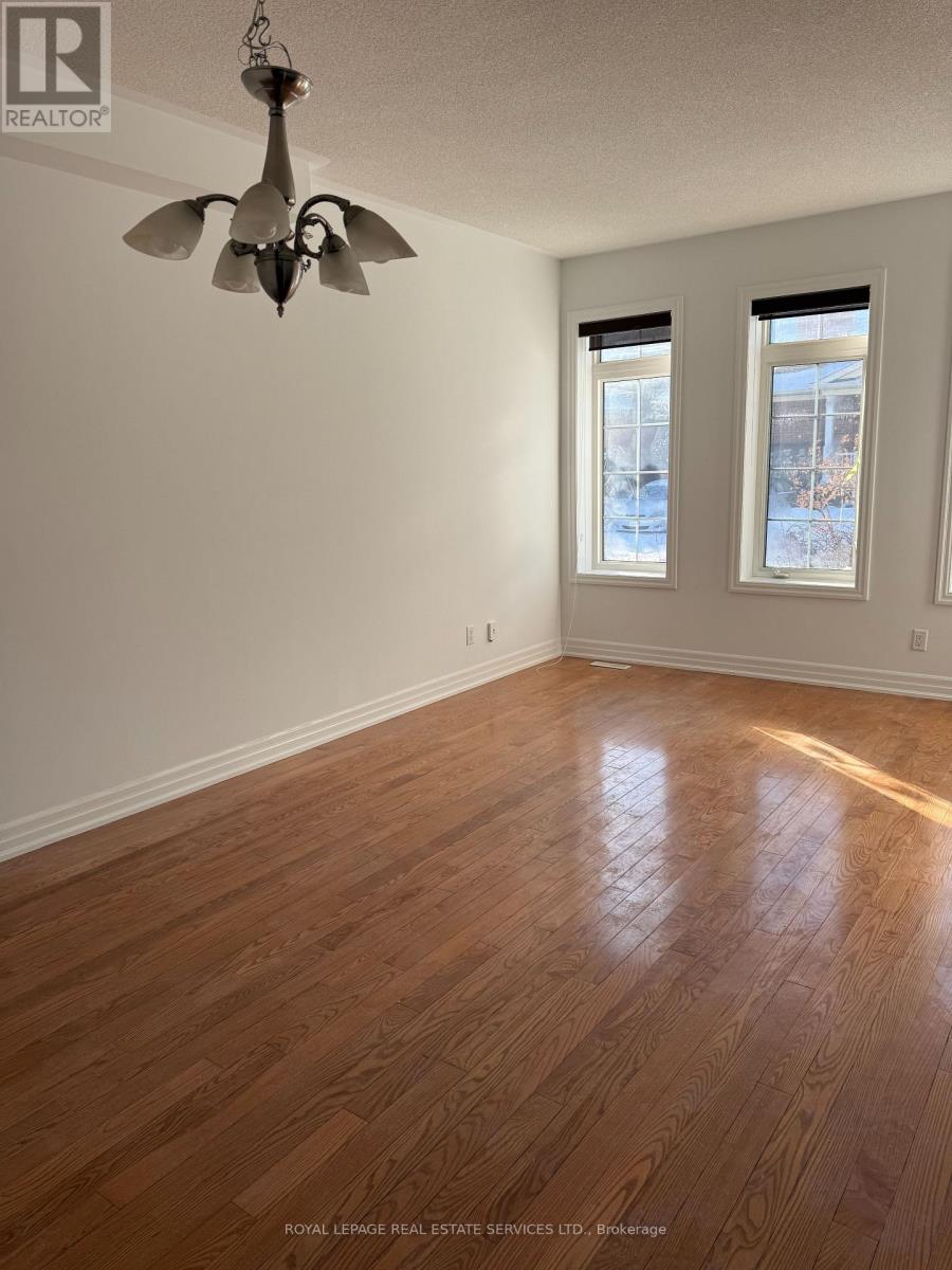 258 Holloway Terrace, Milton, Ontario  L9T 0S1 - Photo 5 - W12745028