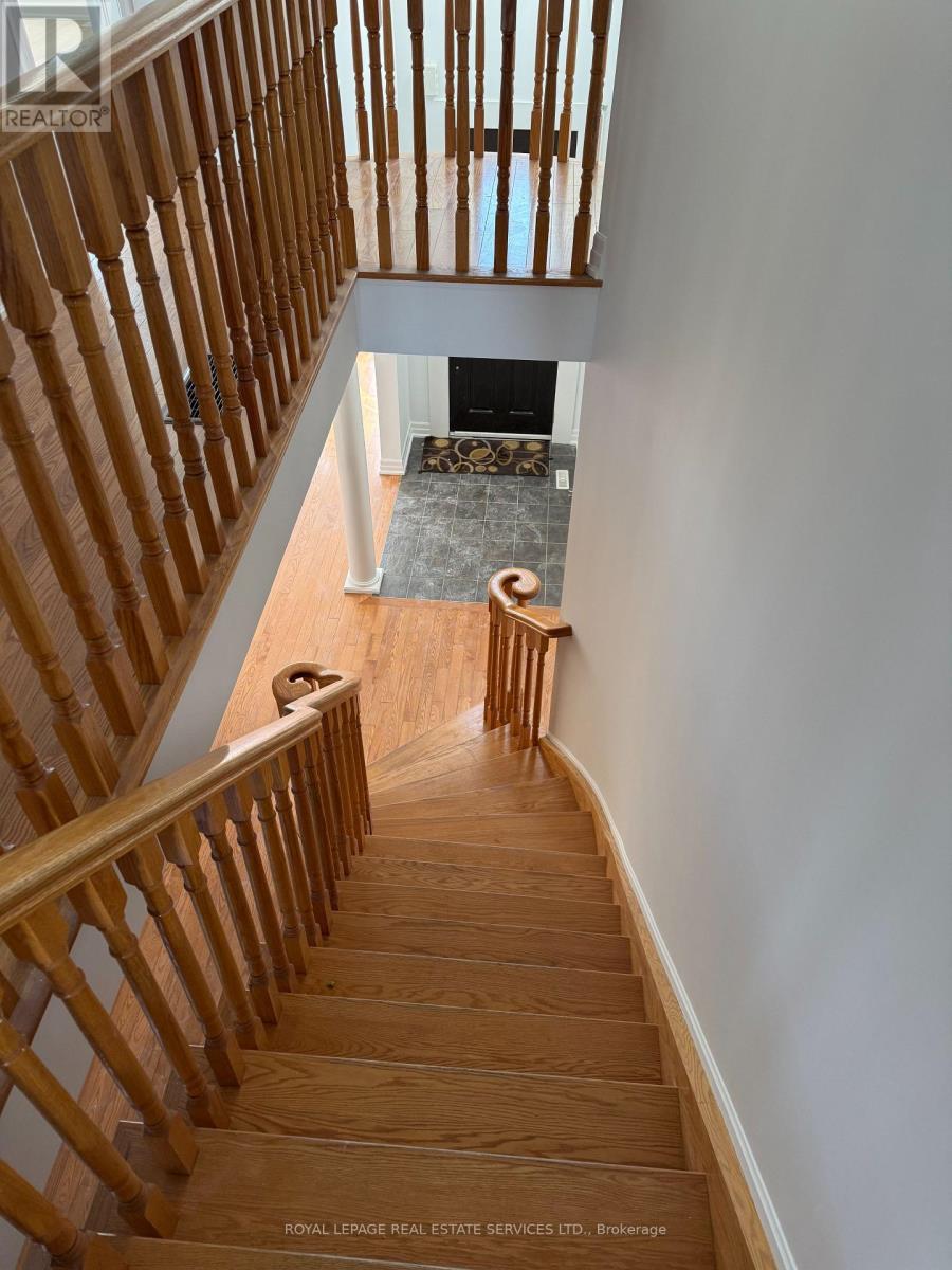 258 Holloway Terrace, Milton, Ontario  L9T 0S1 - Photo 8 - W12745028