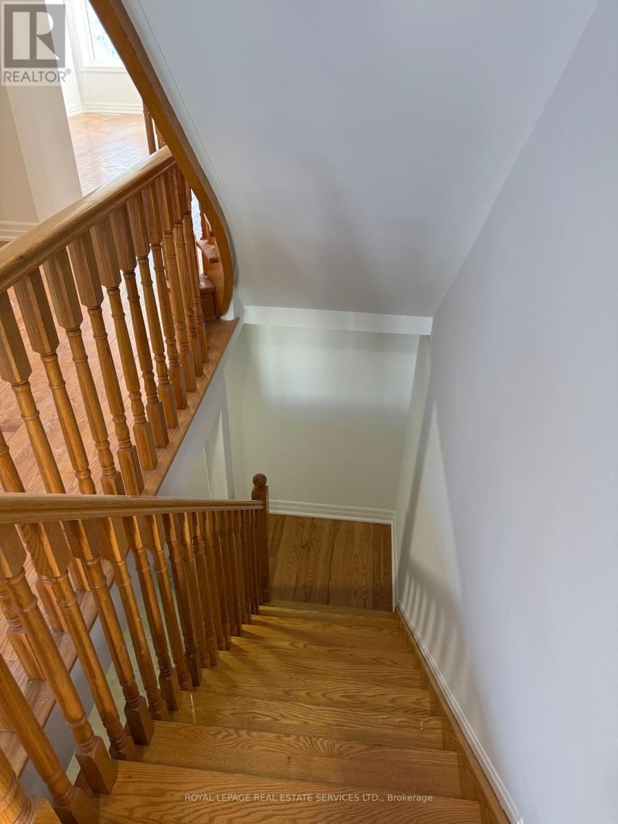 258 Holloway Terrace, Milton, Ontario  L9T 0S1 - Photo 9 - W12745028