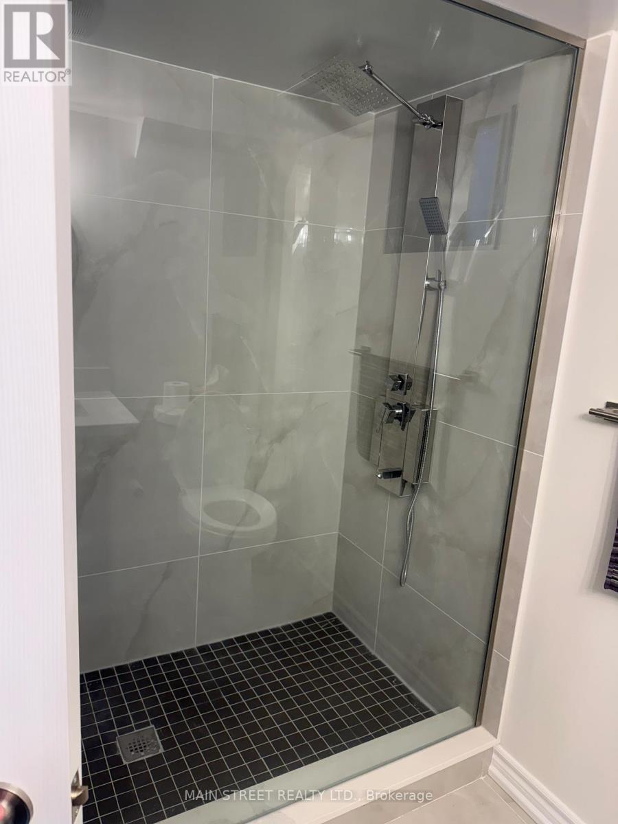 49 Poynter Drive, Toronto, Ontario  M9R 1L3 - Photo 18 - W12745038