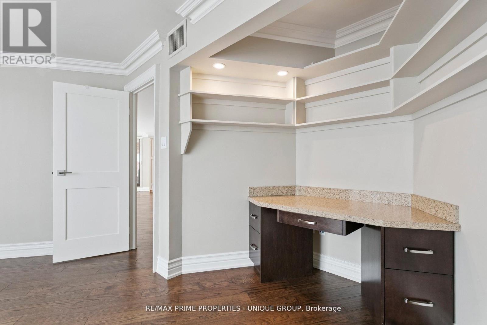 405 - 2010 Islington Avenue, Toronto, Ontario  M9P 3S8 - Photo 31 - W12745046