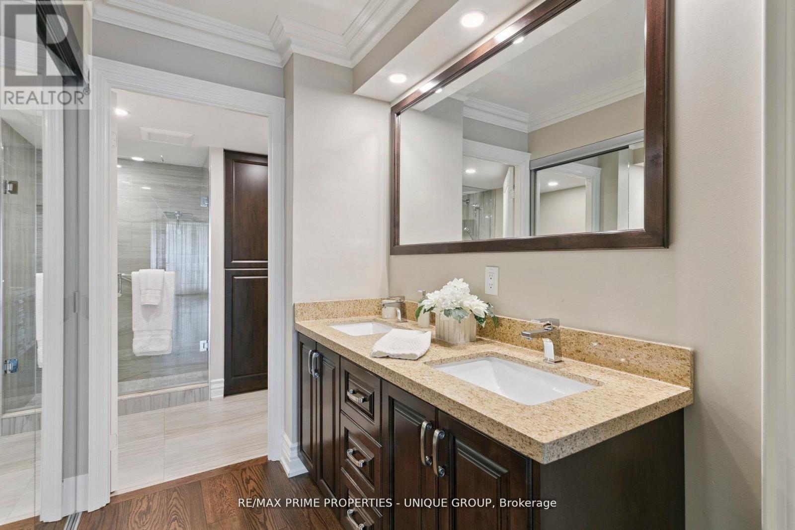 405 - 2010 Islington Avenue, Toronto, Ontario  M9P 3S8 - Photo 35 - W12745046