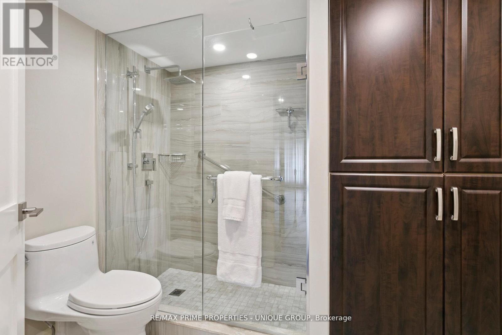 405 - 2010 Islington Avenue, Toronto, Ontario  M9P 3S8 - Photo 36 - W12745046