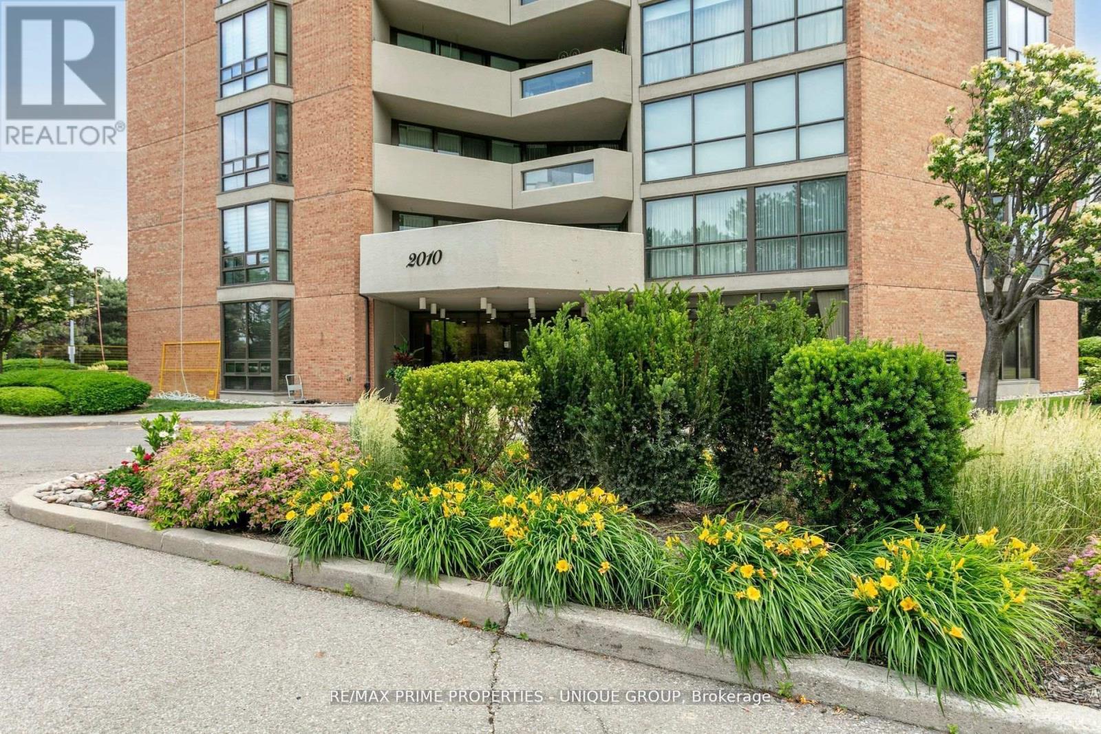 405 - 2010 Islington Avenue, Toronto, Ontario  M9P 3S8 - Photo 49 - W12745046