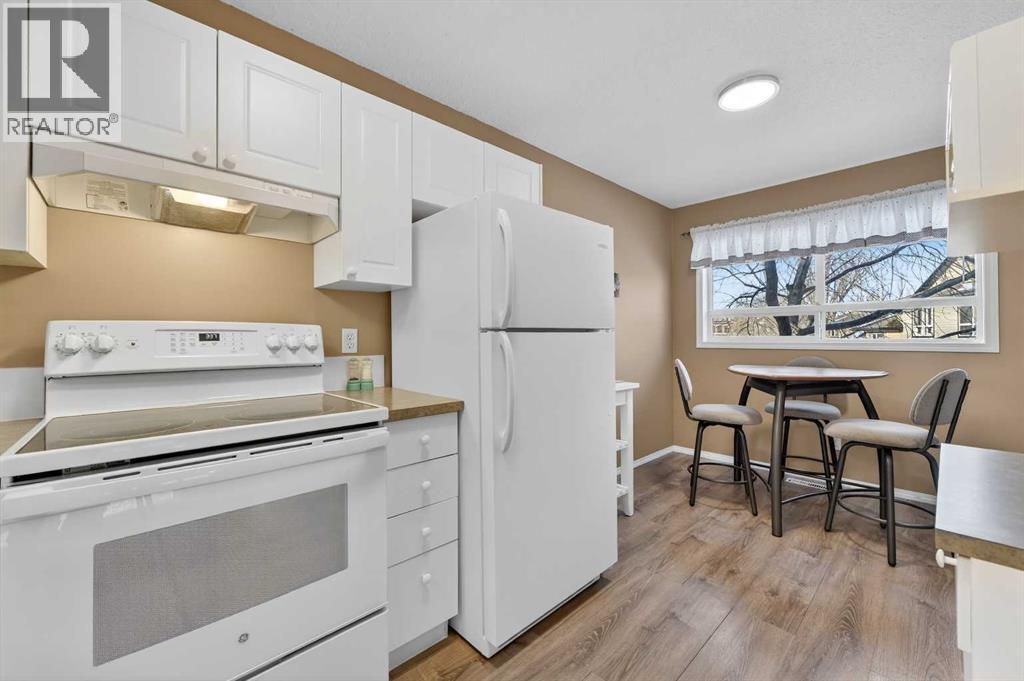 16, 103 Fairways Drive Nw, Airdrie, Alberta  T4B 2Y5 - Photo 9 - A2281183