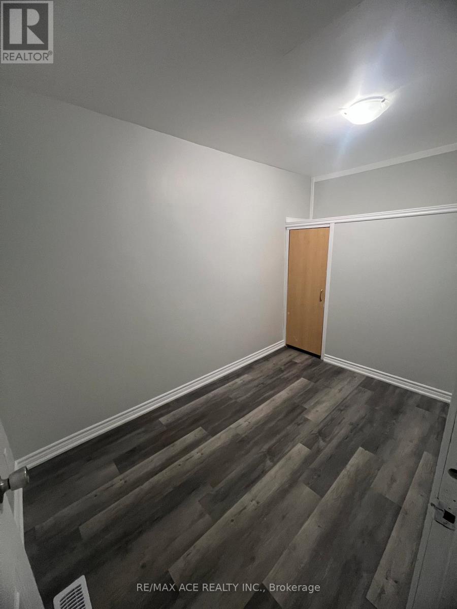 5671-5673 Desson Avenue, Niagara Falls, Ontario  L2G 3T3 - Photo 14 - X12745048