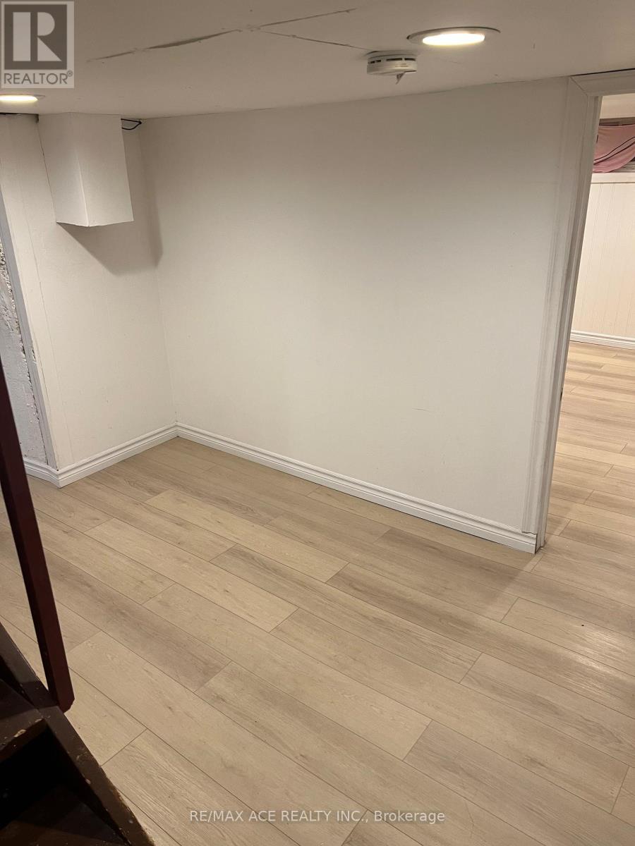 5671-5673 Desson Avenue, Niagara Falls, Ontario  L2G 3T3 - Photo 35 - X12745048