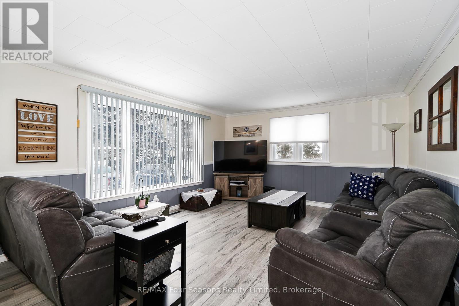 222 Charles Street, Clearview, Ontario  L0M 1S0 - Photo 10 - S12745072