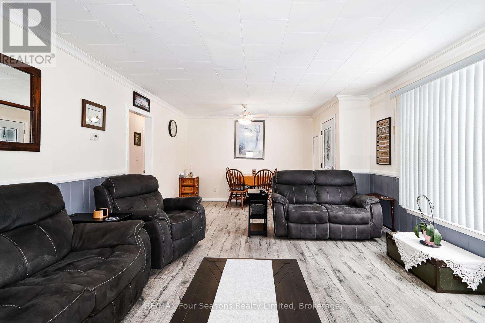 222 Charles Street, Clearview, Ontario  L0M 1S0 - Photo 13 - S12745072