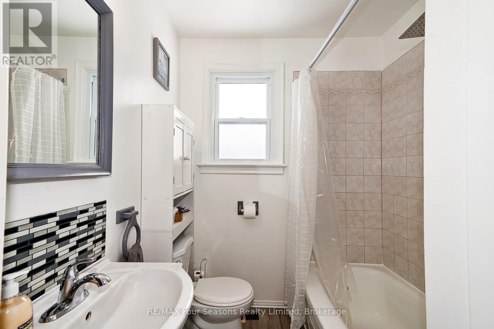 222 Charles Street, Clearview, Ontario  L0M 1S0 - Photo 25 - S12745072