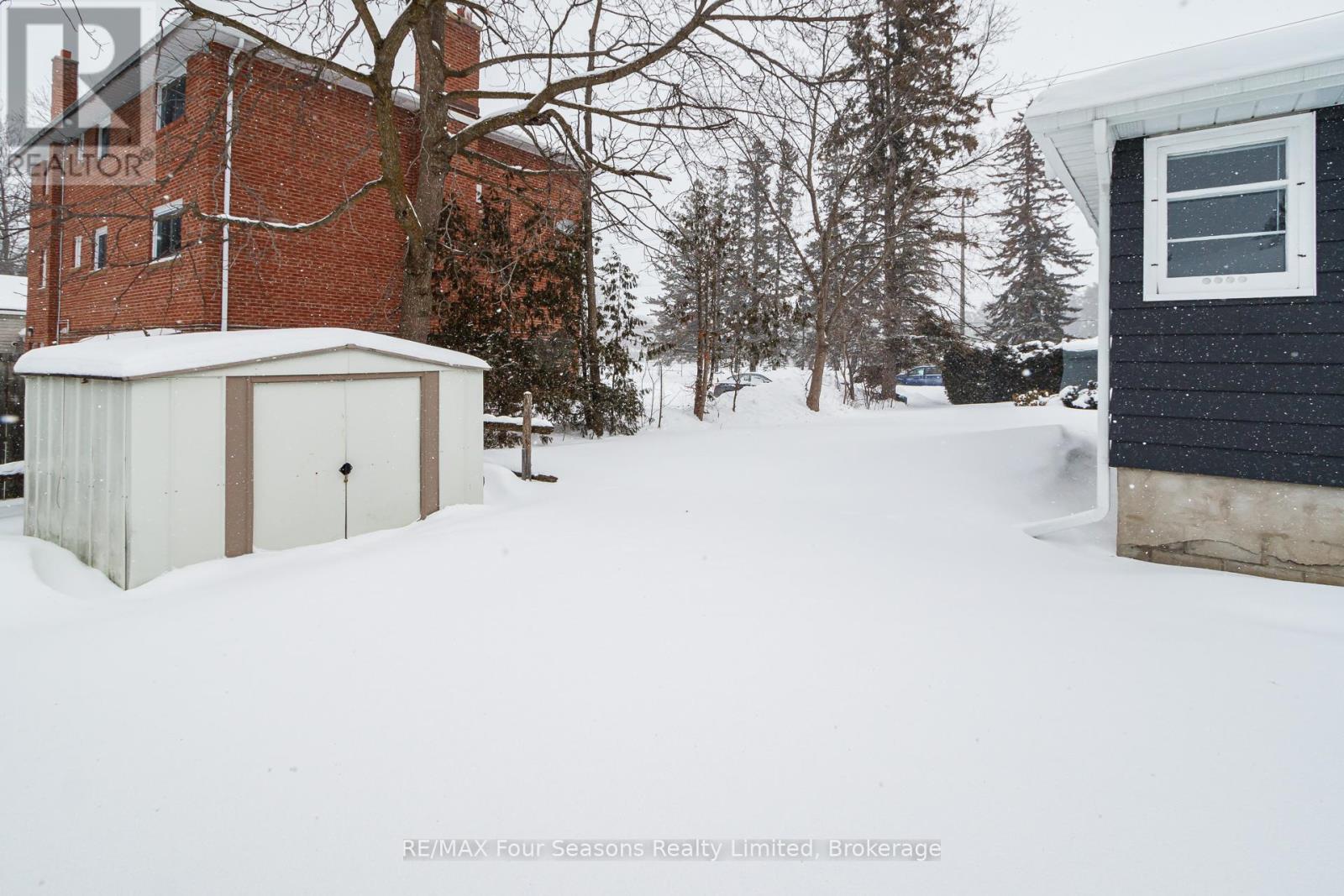 222 Charles Street, Clearview, Ontario  L0M 1S0 - Photo 35 - S12745072