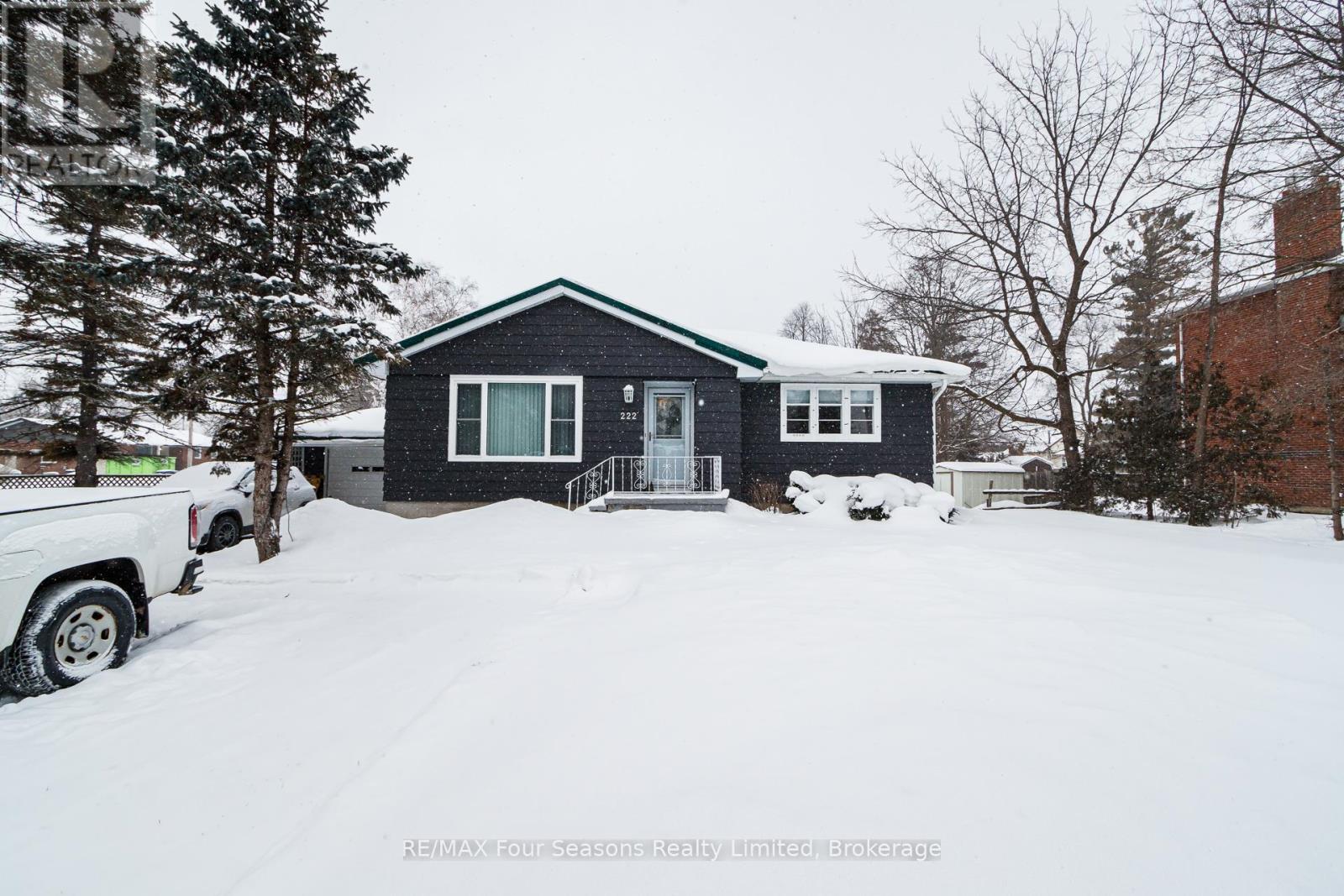 222 Charles Street, Clearview, Ontario  L0M 1S0 - Photo 5 - S12745072