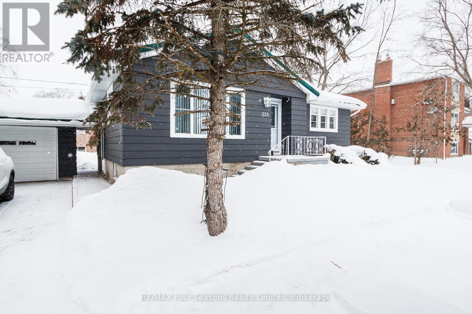 222 Charles Street, Clearview, Ontario  L0M 1S0 - Photo 7 - S12745072