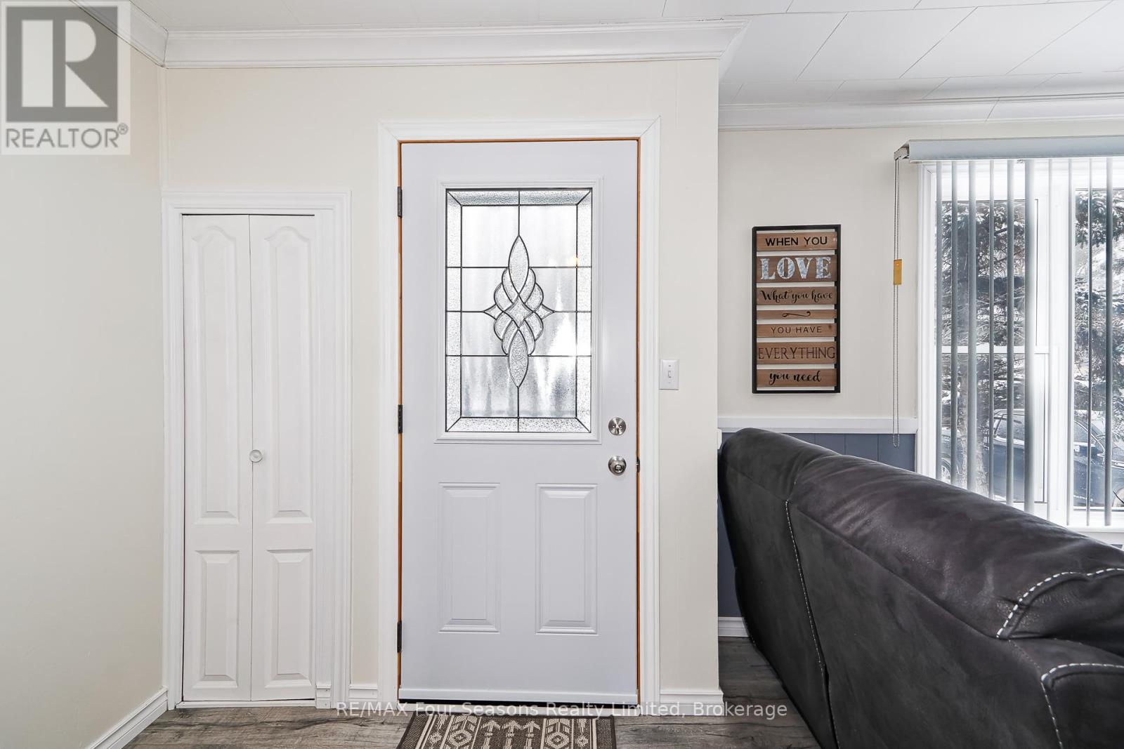 222 Charles Street, Clearview, Ontario  L0M 1S0 - Photo 9 - S12745072