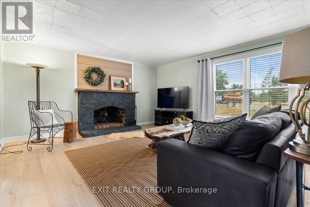 364 Fish And Game Club Road, Quinte West, Ontario  K0K 2B0 - Photo 5 - X12745126