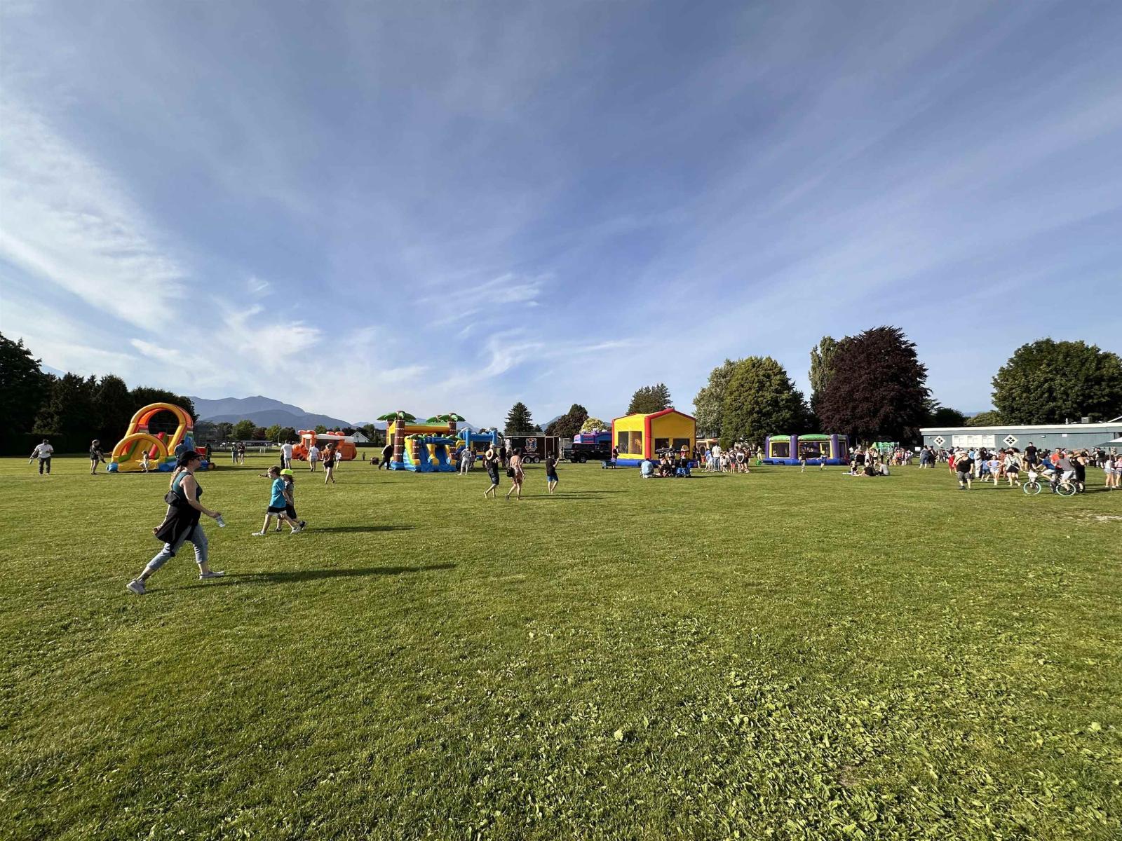 1561 Confidential Street, Surrey, British Columbia  V4C 4C1 - Photo 9 - C8075625