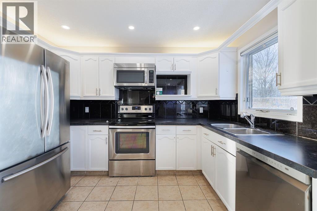 44 Macewan Ridge Close Nw, Calgary, Alberta  T3K 3G5 - Photo 17 - A2275842