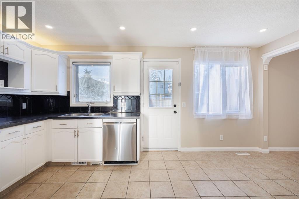 44 Macewan Ridge Close Nw, Calgary, Alberta  T3K 3G5 - Photo 18 - A2275842