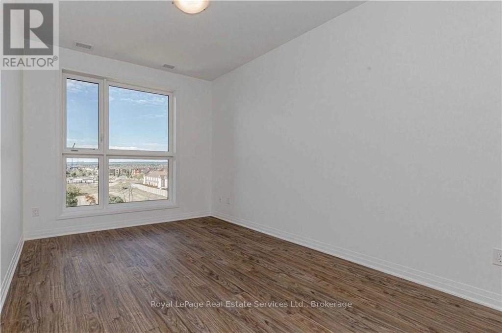 420 - 95 Dundas Street W, Oakville, Ontario  L6M 5N4 - Photo 19 - W12745092