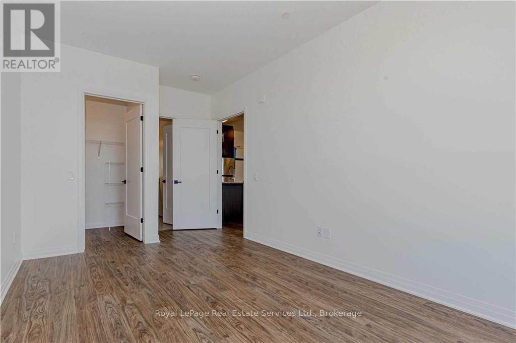 420 - 95 Dundas Street W, Oakville, Ontario  L6M 5N4 - Photo 21 - W12745092