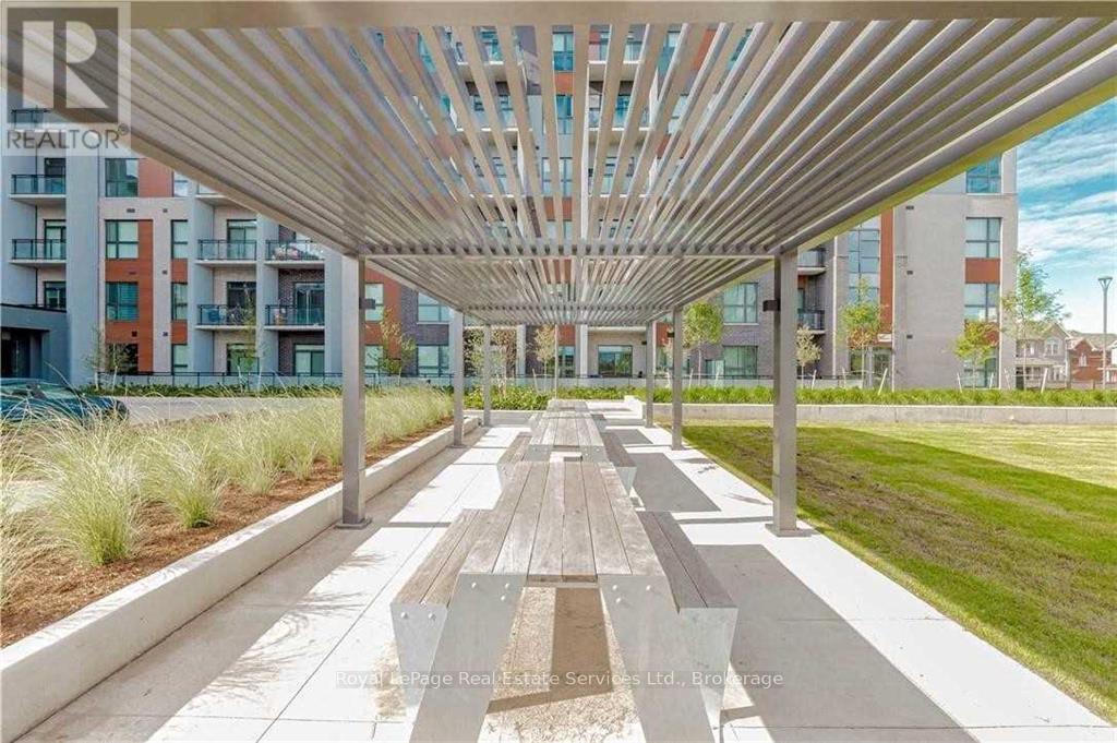 420 - 95 Dundas Street W, Oakville, Ontario  L6M 5N4 - Photo 32 - W12745092