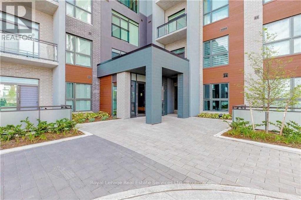 420 - 95 Dundas Street W, Oakville, Ontario  L6M 5N4 - Photo 4 - W12745092