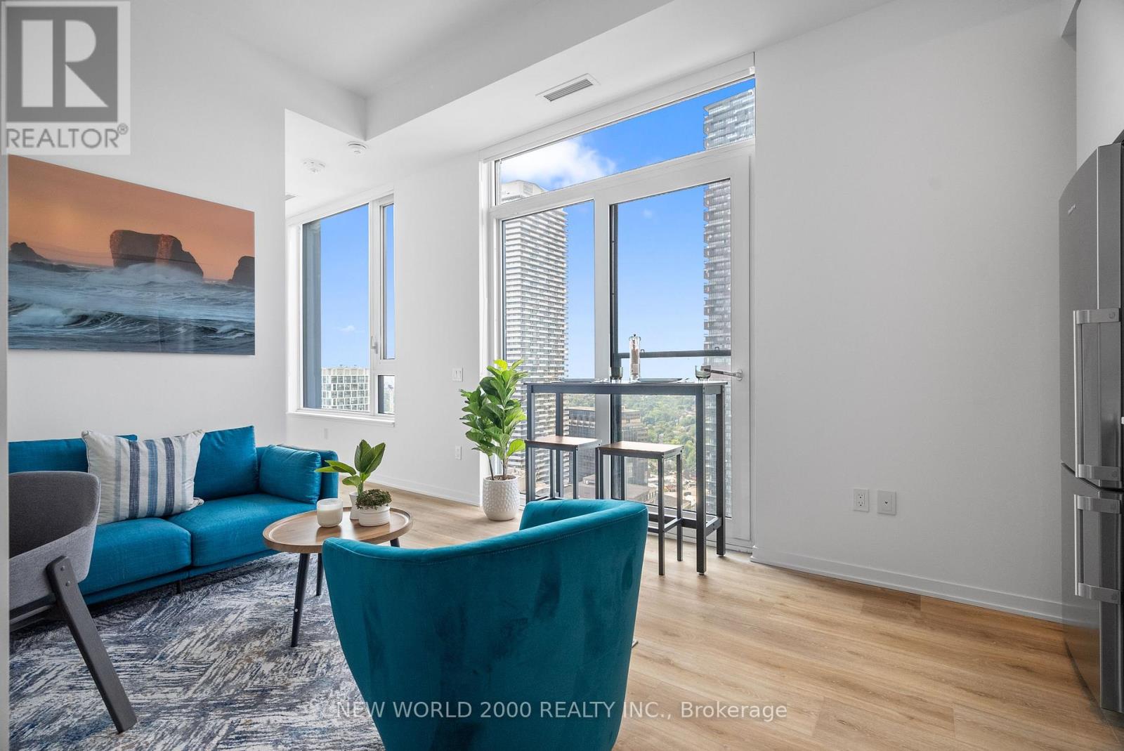 2011 - 101 Roehampton Avenue, Toronto, Ontario  M4P 2W2 - Photo 8 - C12745064