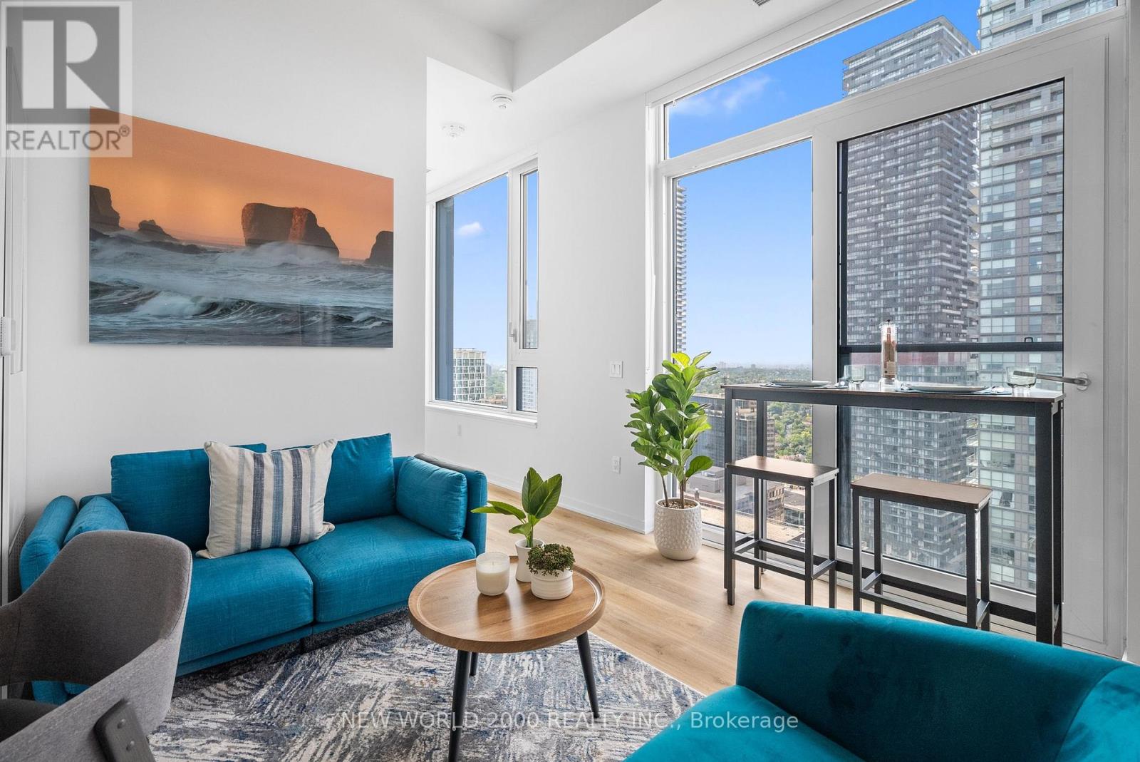 2011 - 101 Roehampton Avenue, Toronto, Ontario  M4P 2W2 - Photo 9 - C12745064