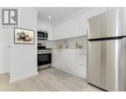 610 - 33 ERSKINE AVENUE, Toronto, Ontario