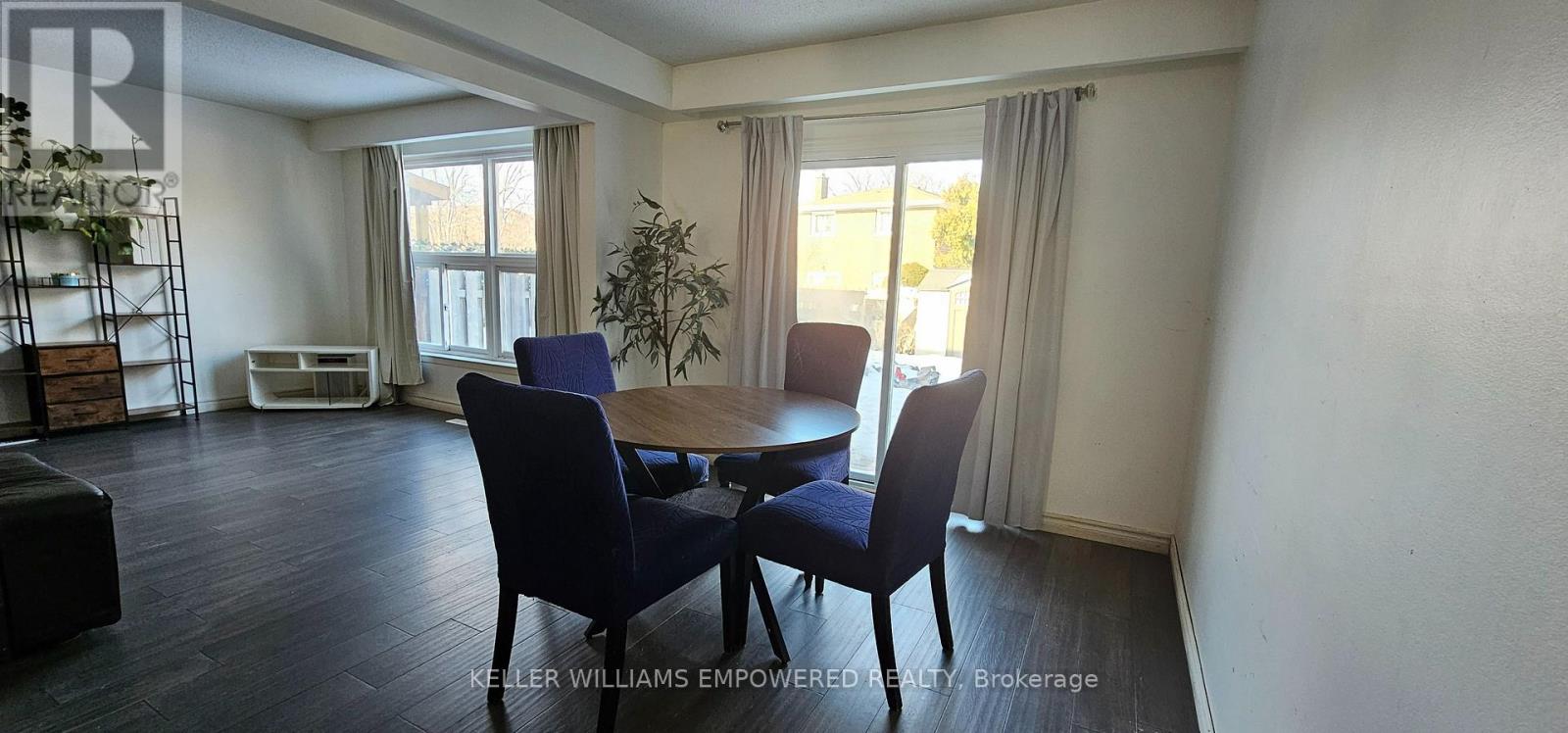 52 Endsleigh Crescent, Toronto, Ontario  M2J 3N6 - Photo 4 - C12745116